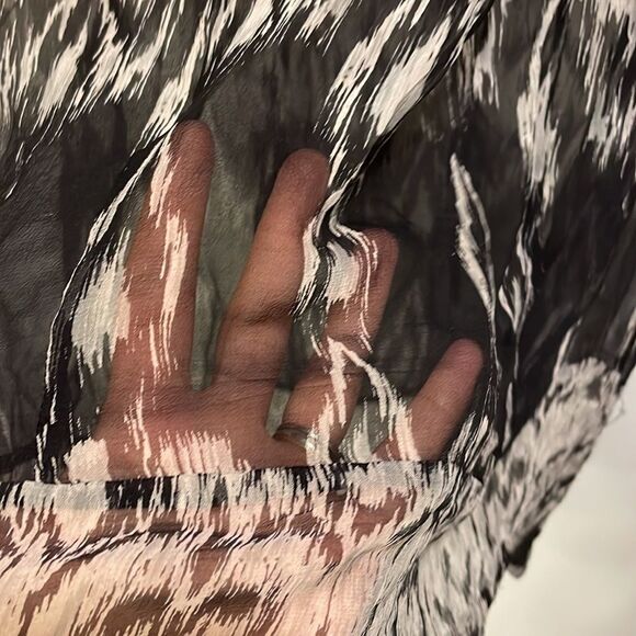 NWOT Joie woman’s black and gray silk sheer dress - Picture 4 of 15